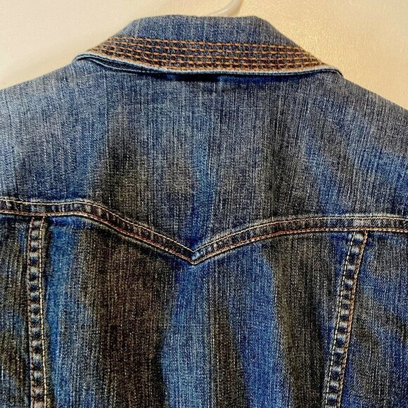 Liz Claiborne Women’s Embroidered Top Stitching Denim Jean Jacket Size M - Picture 7 of 12